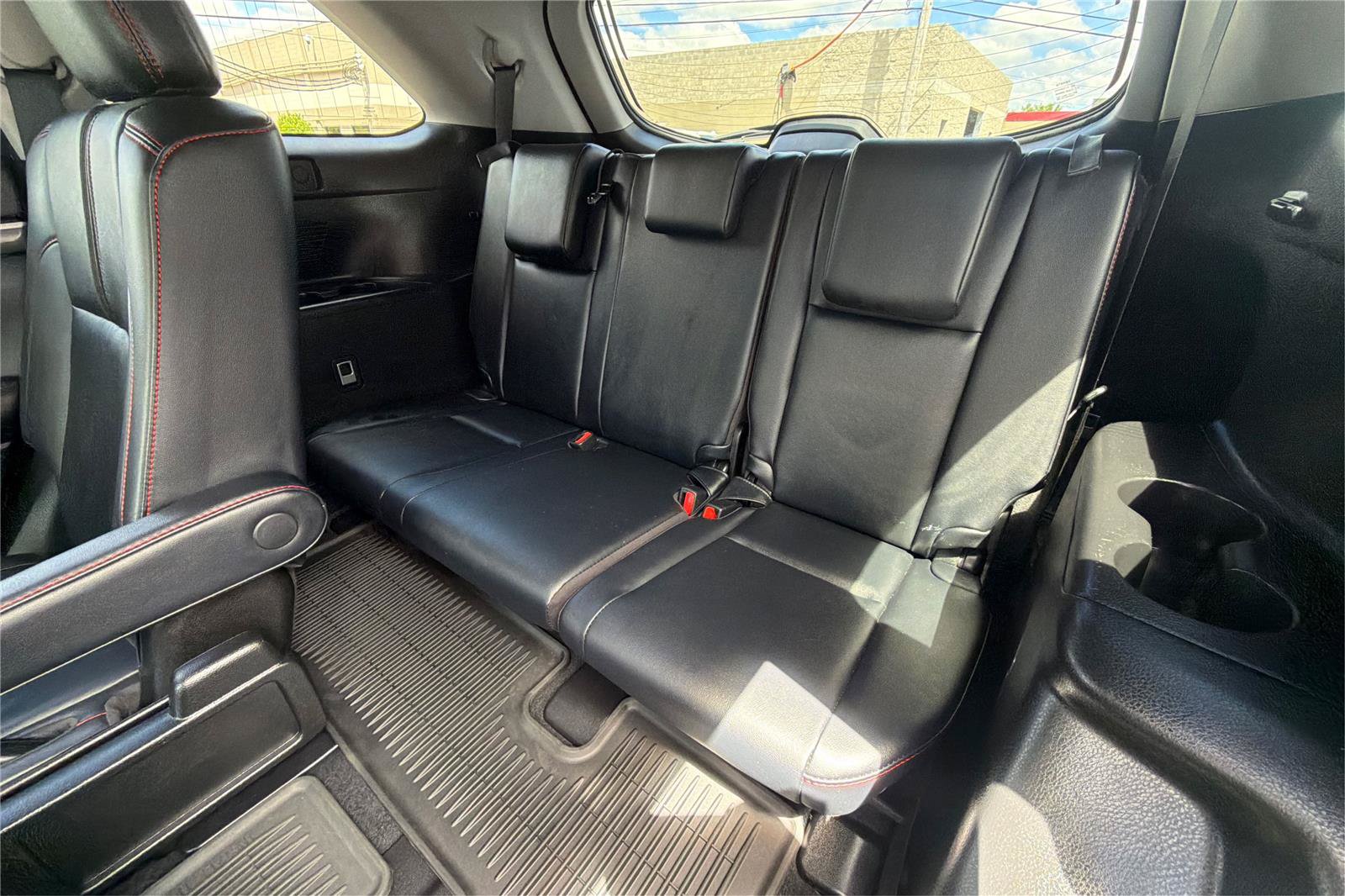 Used 2019 Toyota Highlander SE AWD/4WD image 38