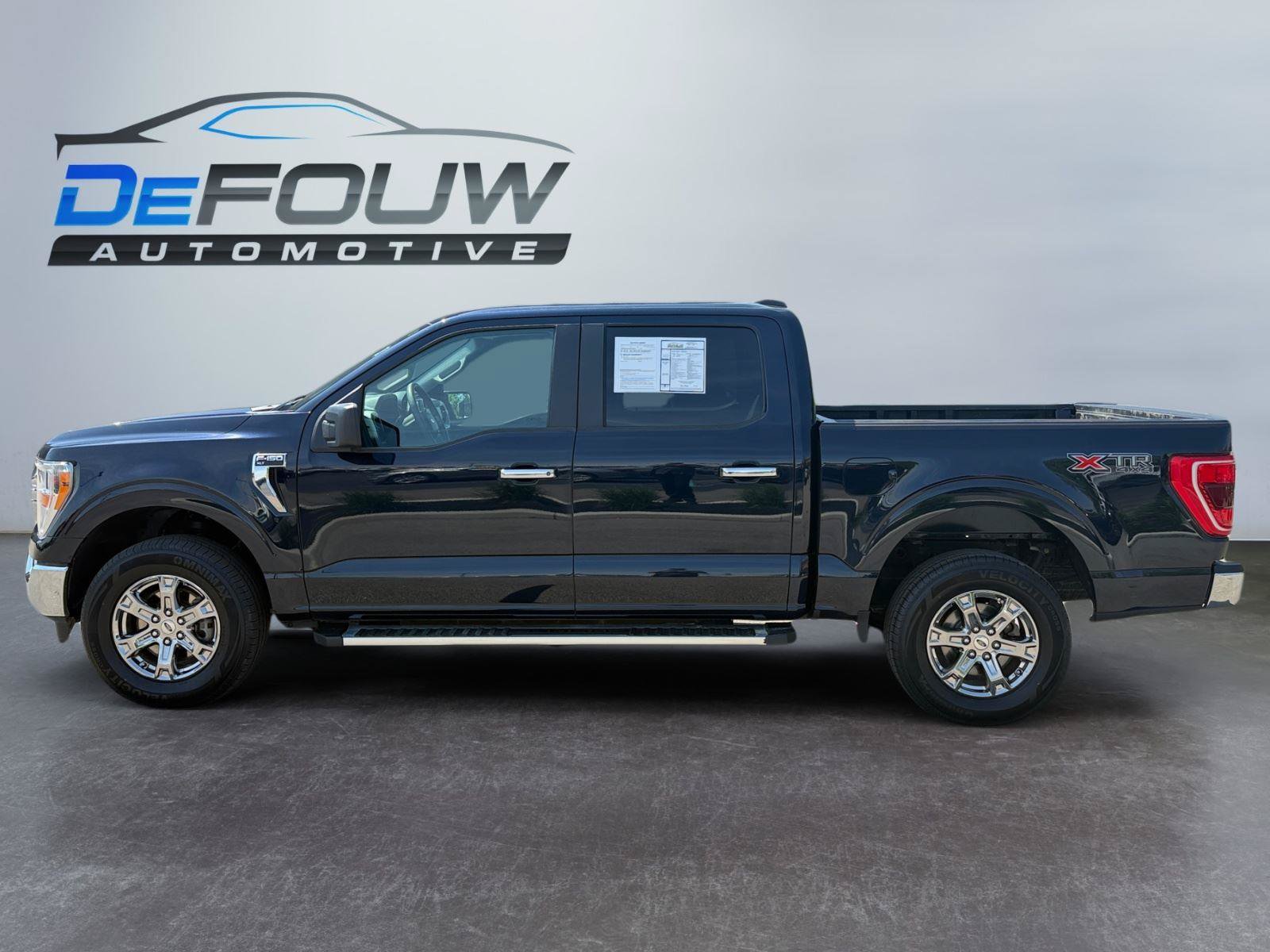 Used 2023 Ford F150 XLT w/ XTR Package AWD/4WD image 6