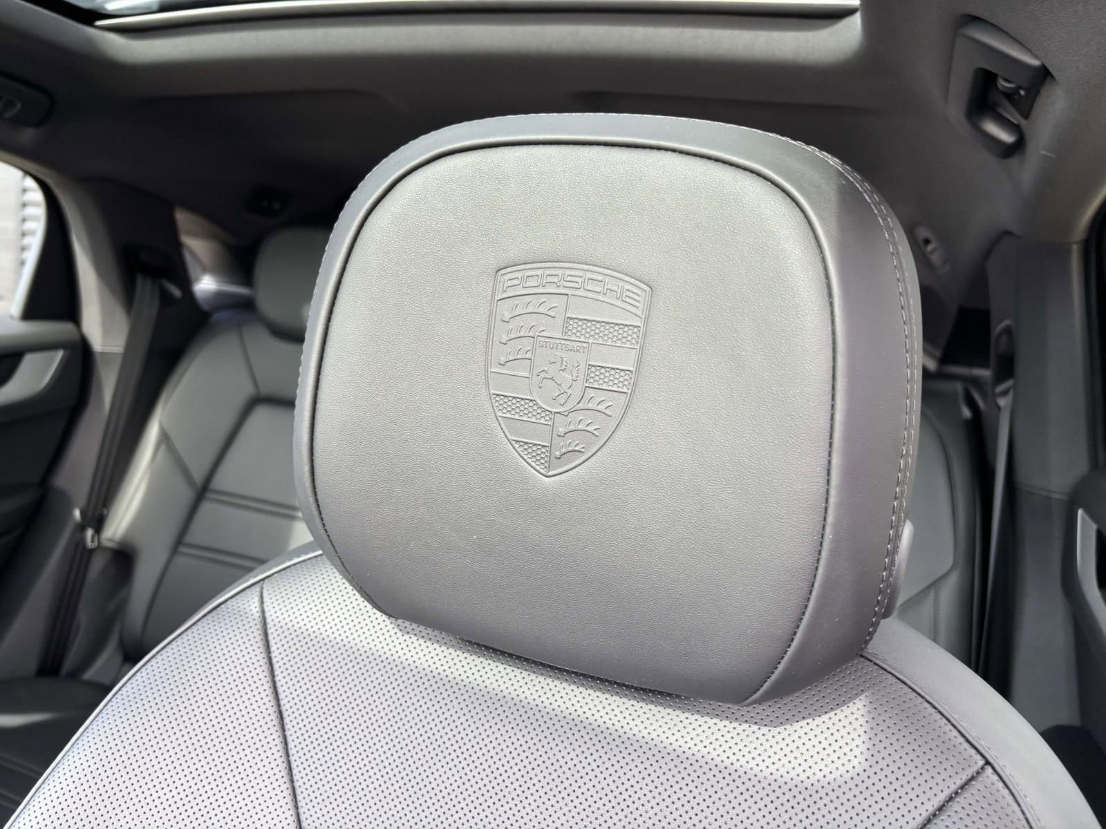 New 2026 Porsche Cayenne Coupe image 22