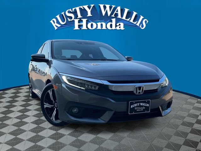 Used 2018 Honda Civic Touring image 1
