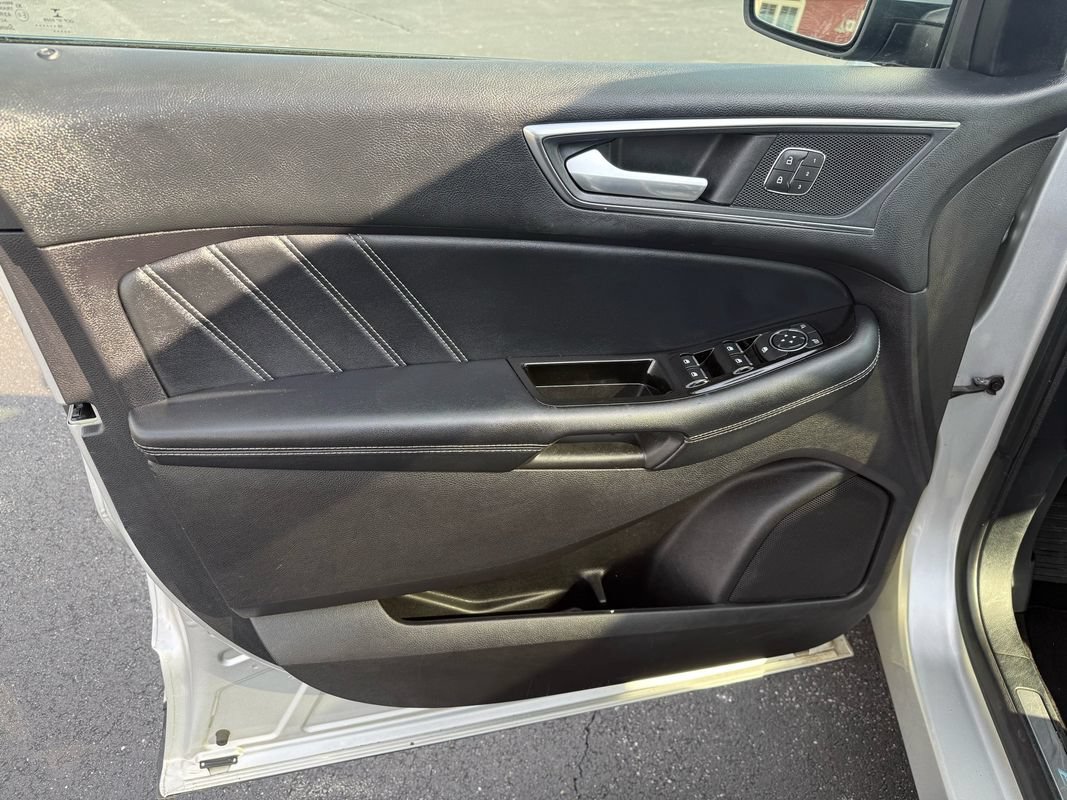 Used 2018 Ford Edge Sport w/ Equipment Group 401A AWD/4WD image 21