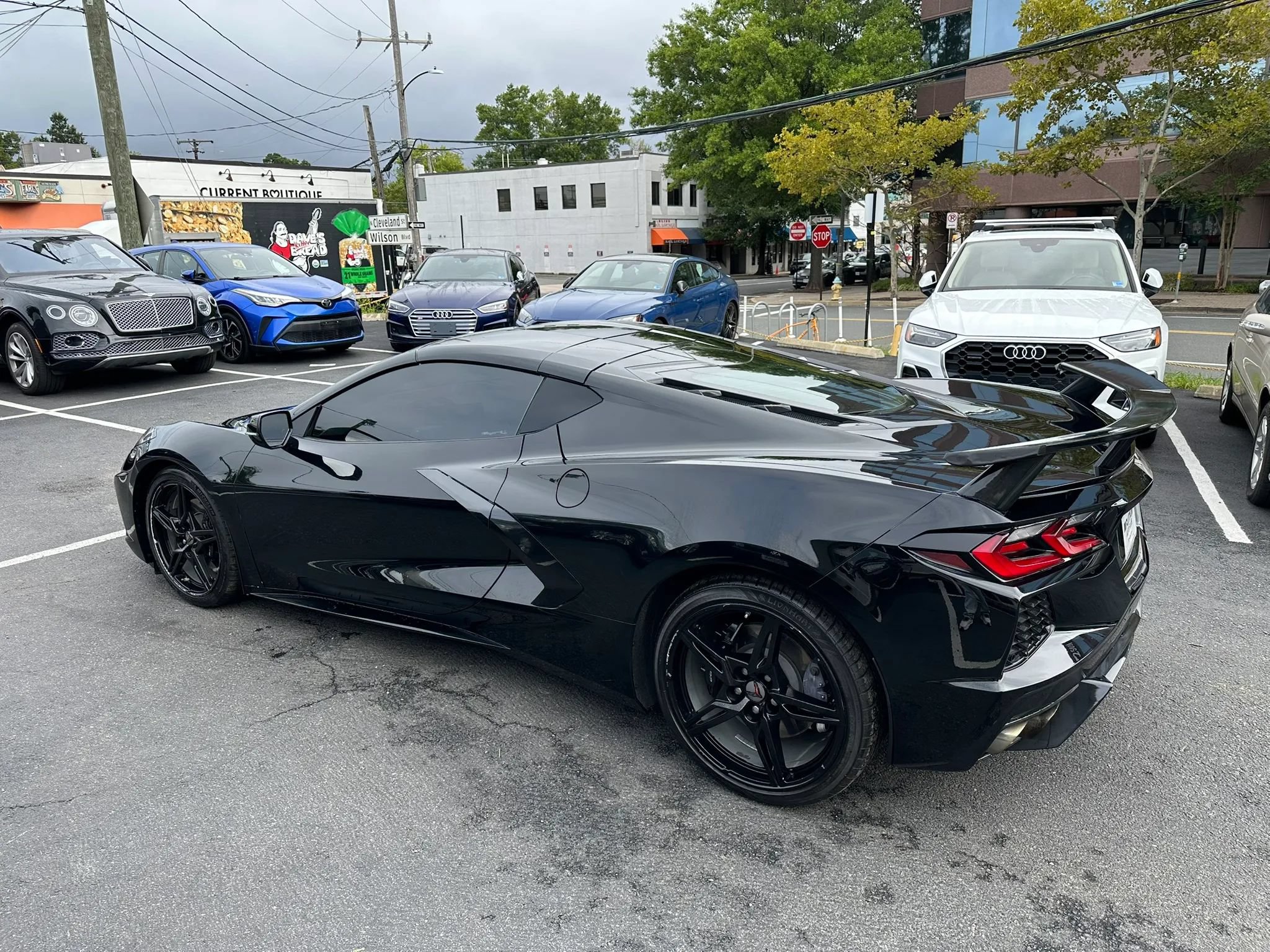 Used 2020 Chevrolet Corvette Stingray Coupe w/ 1LT RWD image 9