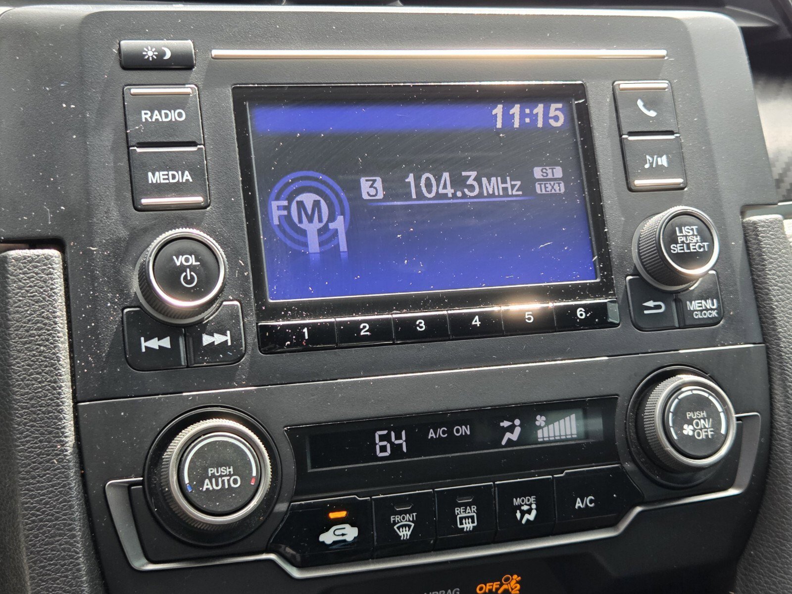 Used 2018 Honda Civic Sport image 14