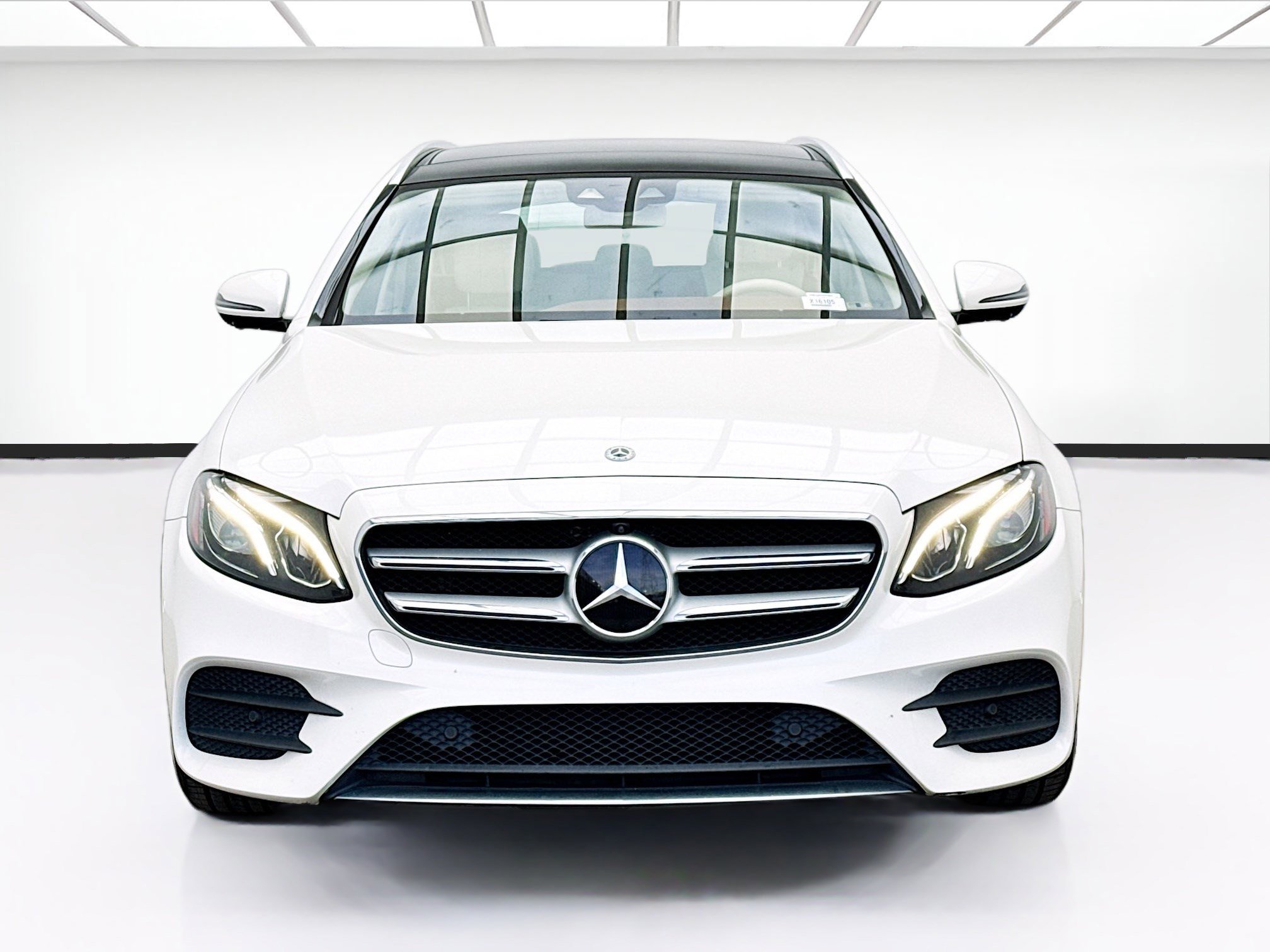 Used 2019 Mercedes-Benz E 450 4MATIC Wagon image 2