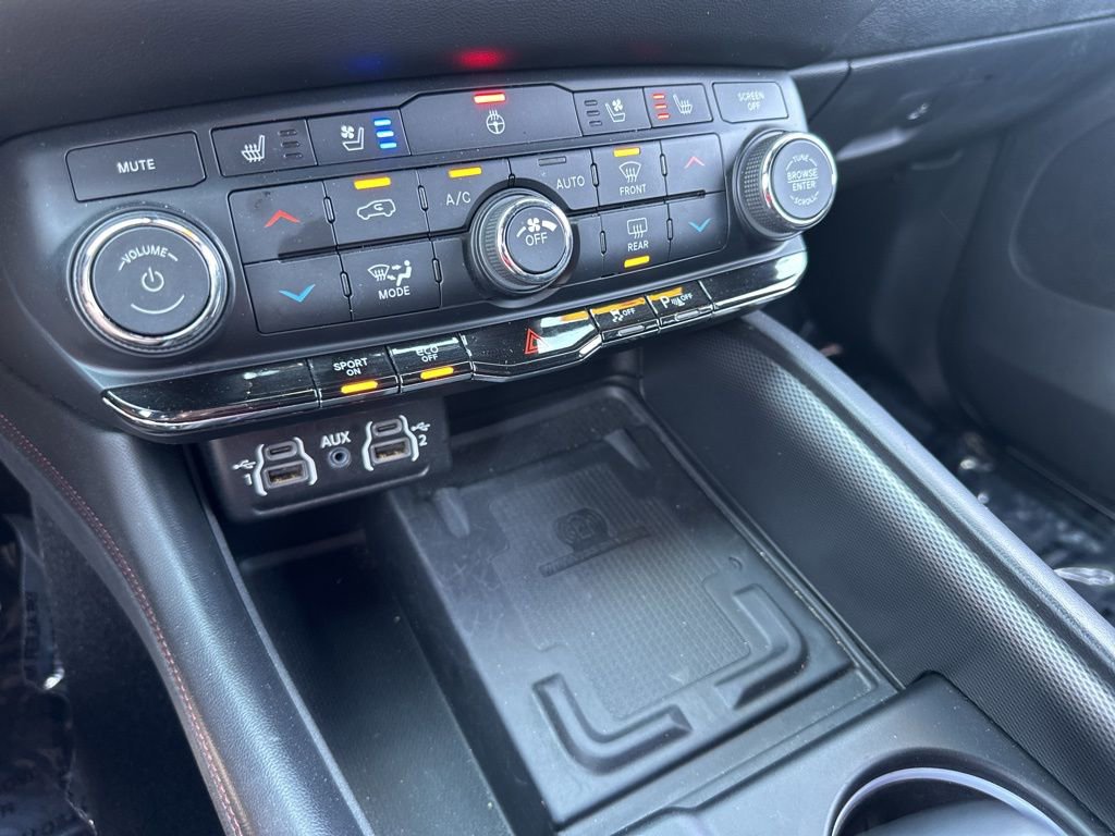 Used 2022 Dodge Durango R/T w/ Blacktop Package image 60