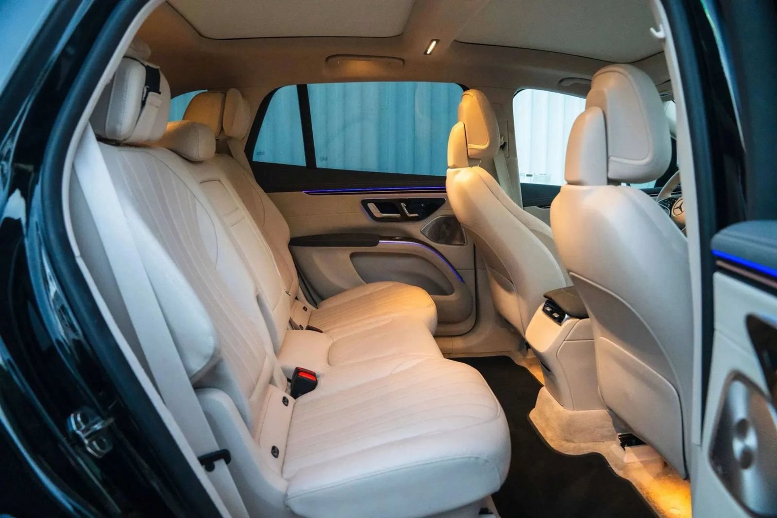 Used 2023 Mercedes-Benz EQS 450+ 4MATIC SUV image 25