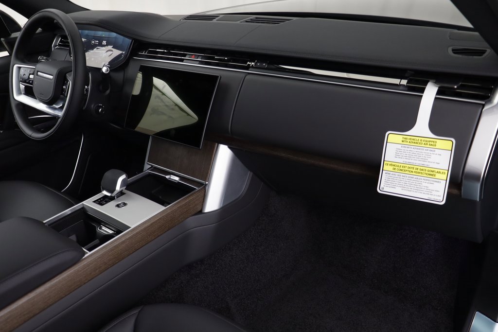 New 2025 Land Rover Range Rover SE image 22