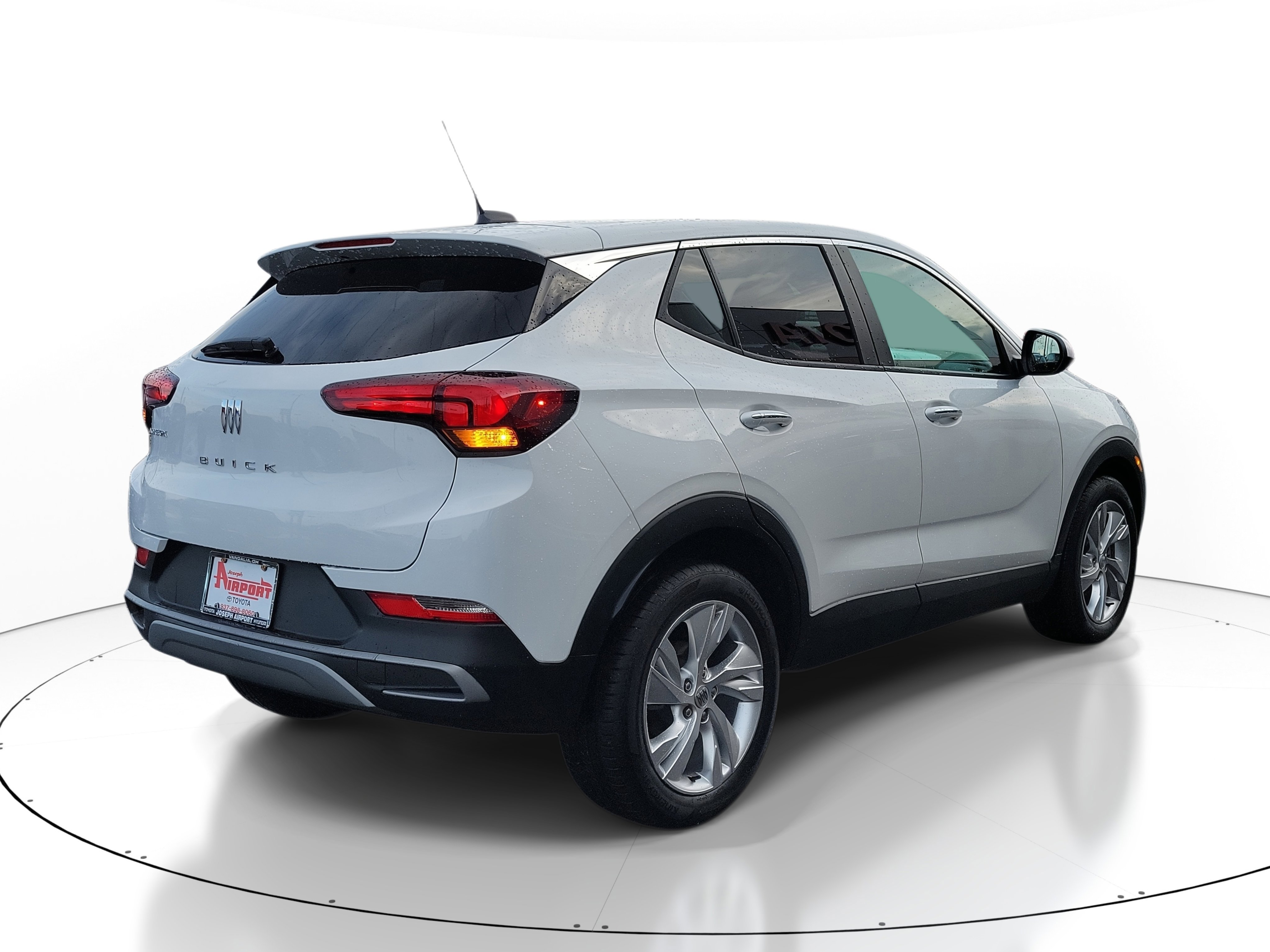 Used 2025 Buick Encore GX Preferred w/ Comfort Package image 4