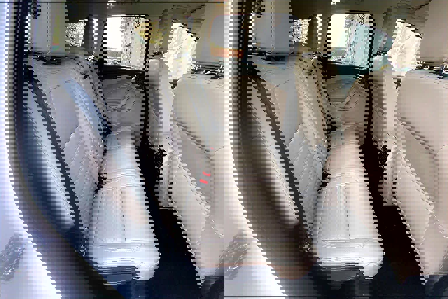 Used 2019 Ford Escape Titanium image 20