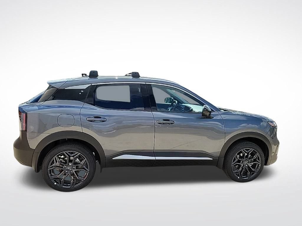 New 2026 Nissan Kicks SR w/ SR Premium Package AWD/4WD image 6