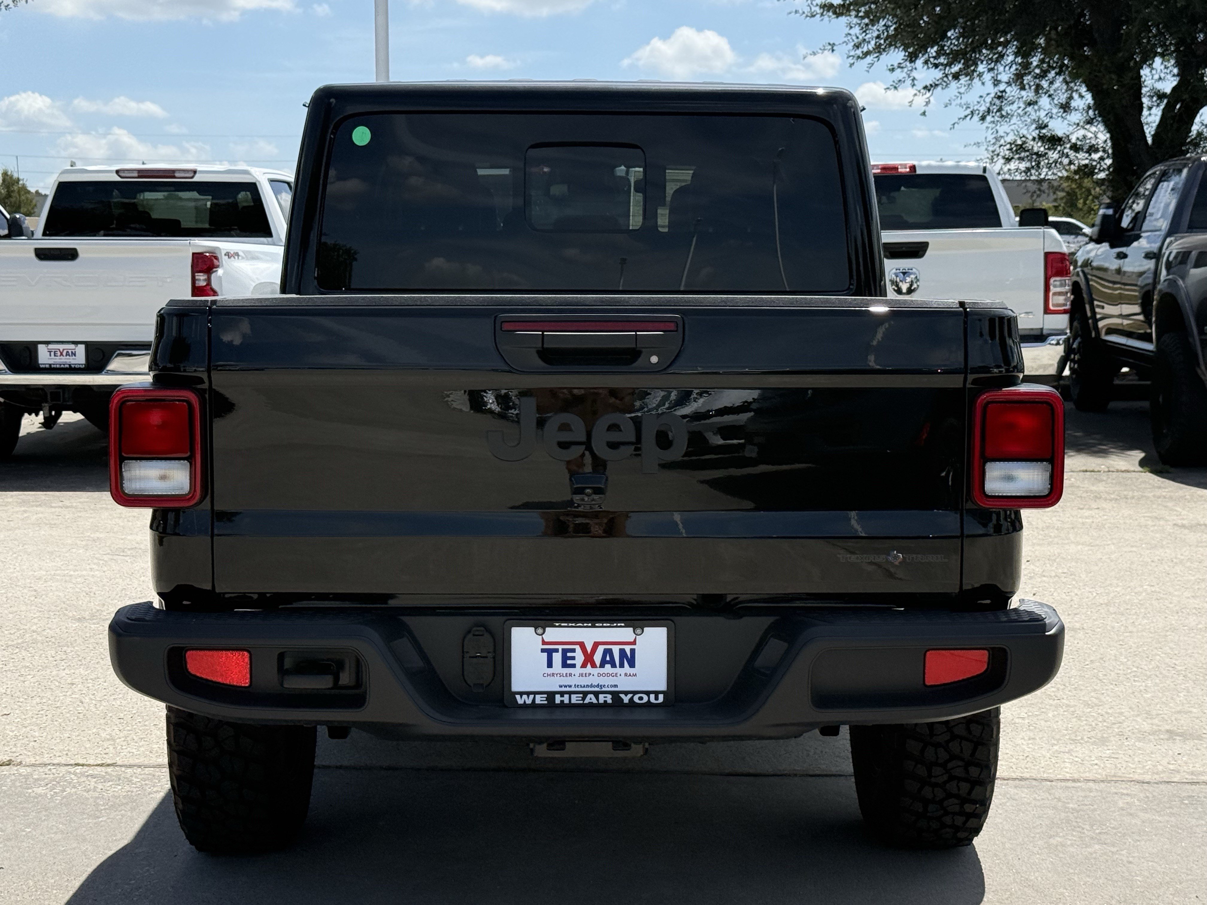 New 2026 Jeep Gladiator Sport AWD/4WD image 6