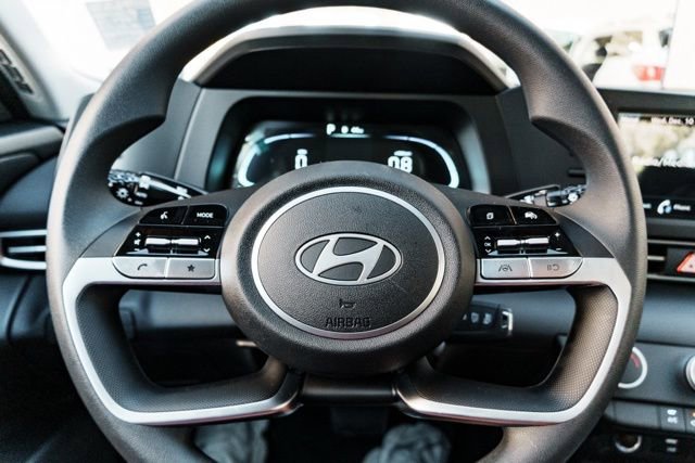 New 2026 Hyundai Elantra SE image 10