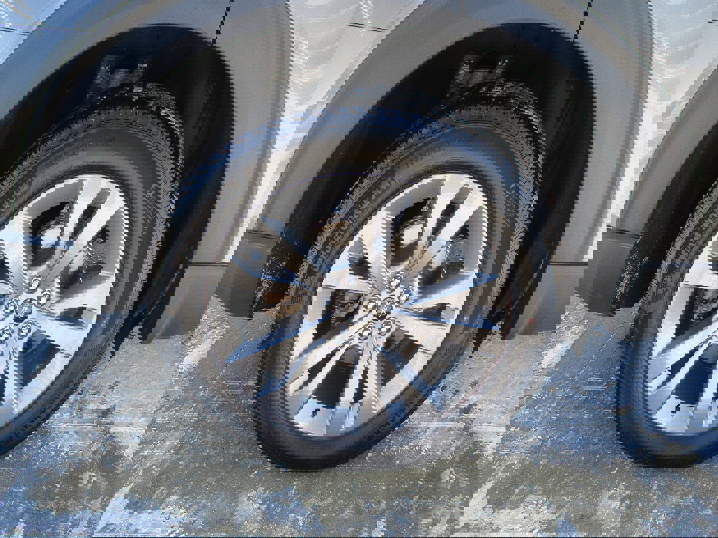 Used 2023 Ford Explorer XLT w/ Equipment Group 202A image 14