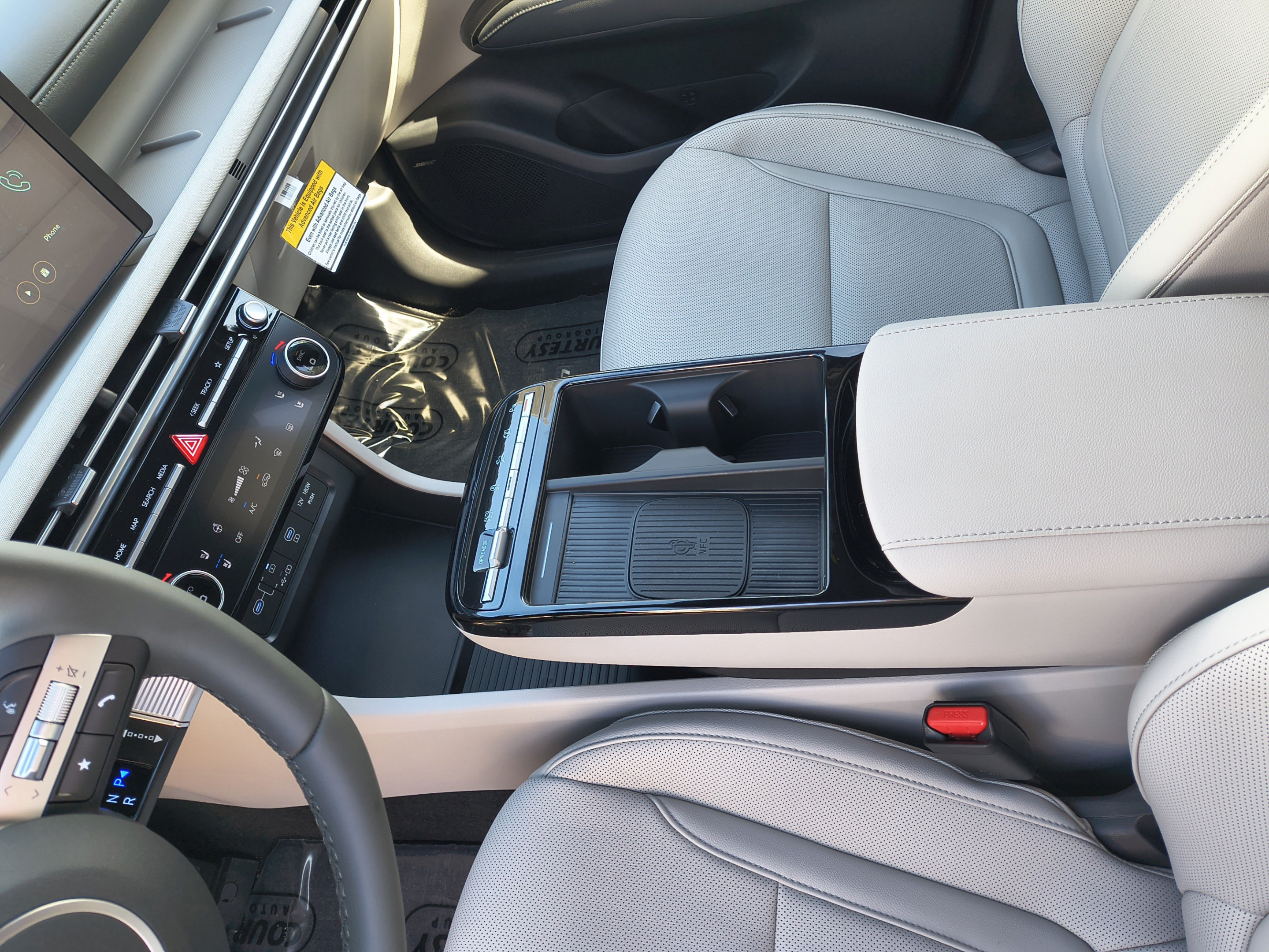New 2026 Hyundai Tucson Limited FWD image 22