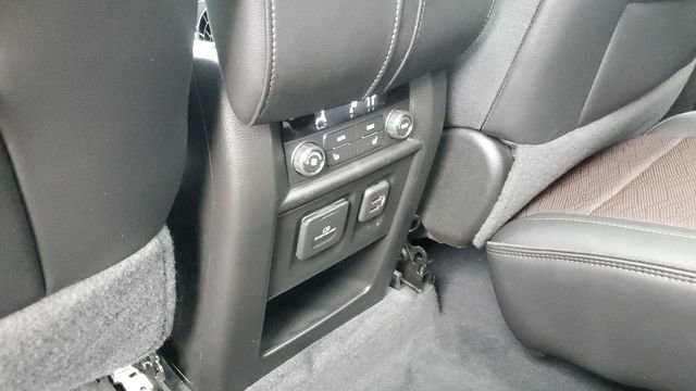 Used 2023 Chevrolet Traverse High Country w/ LPO, Floor Liner Package AWD/4WD image 28