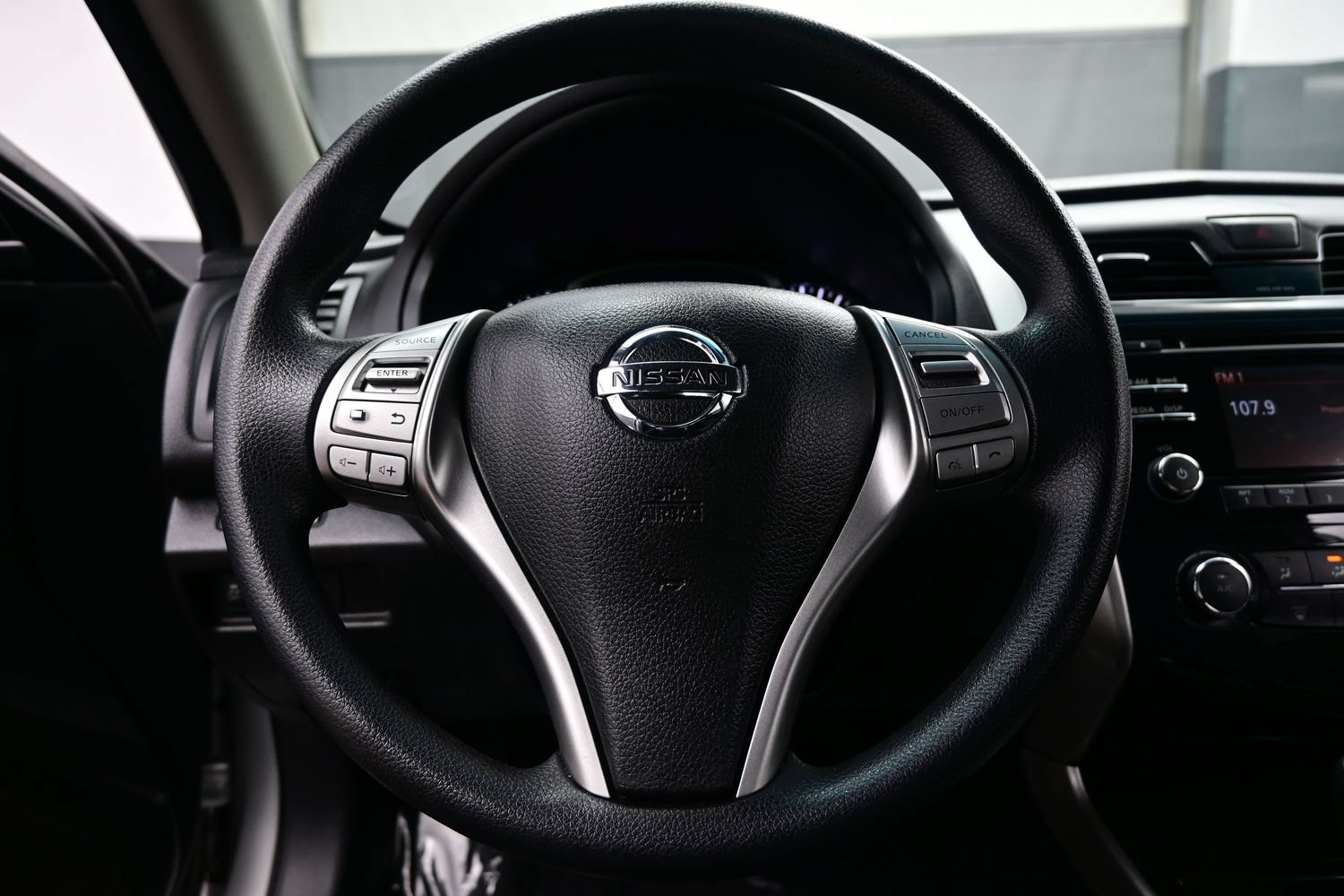 Used 2014 Nissan Altima 2.5 S w/ Display Audio Package FWD image 22