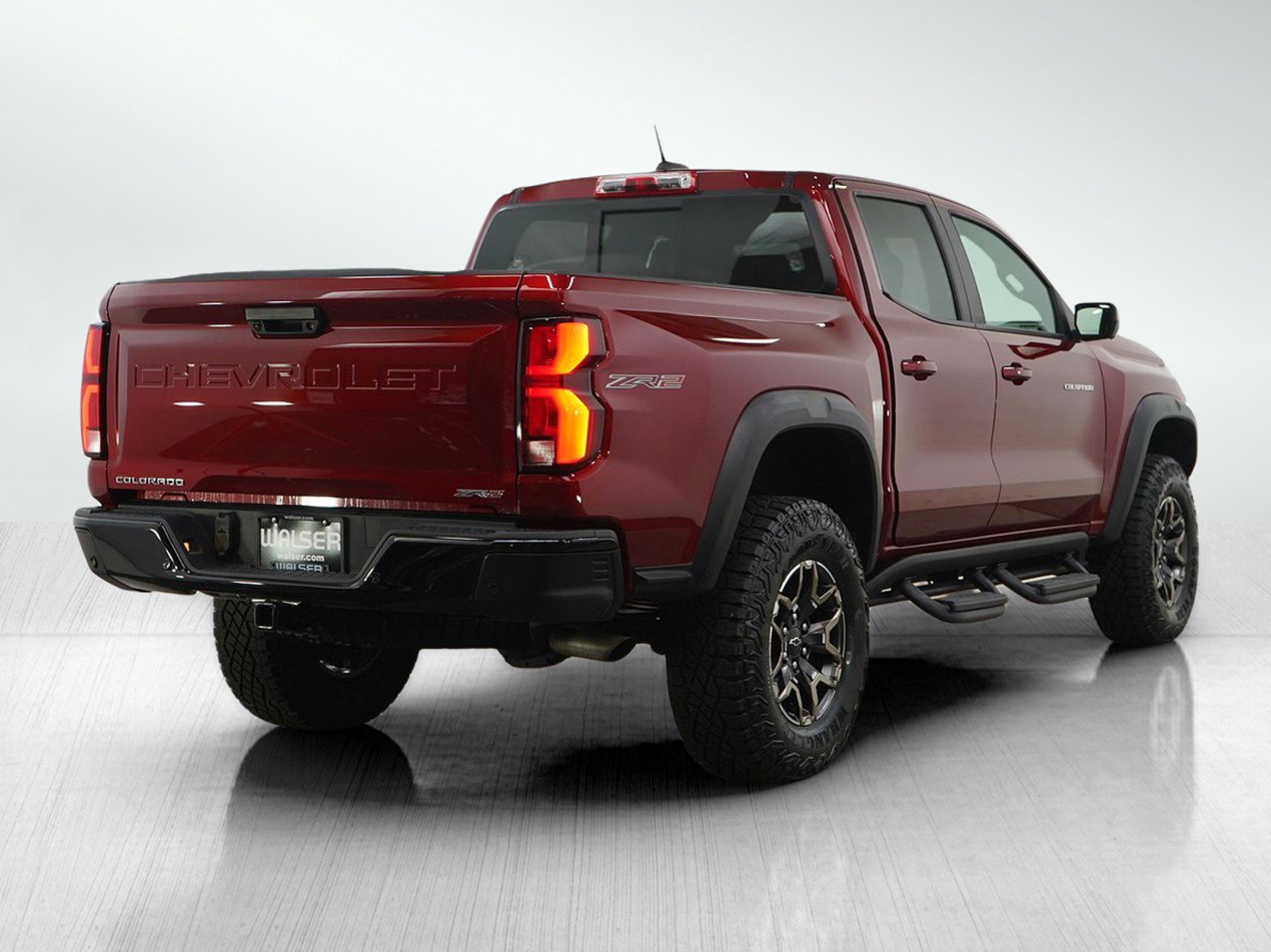 Used 2024 Chevrolet Colorado ZR2 w/ Technology Package AWD/4WD image 5