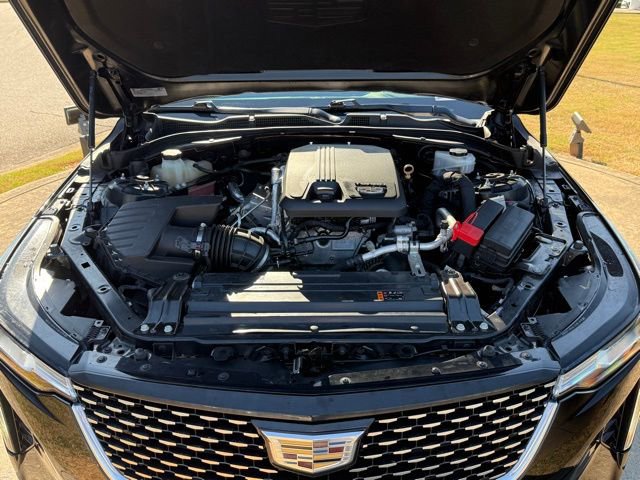 Used 2021 Cadillac CT4 Luxury image 30