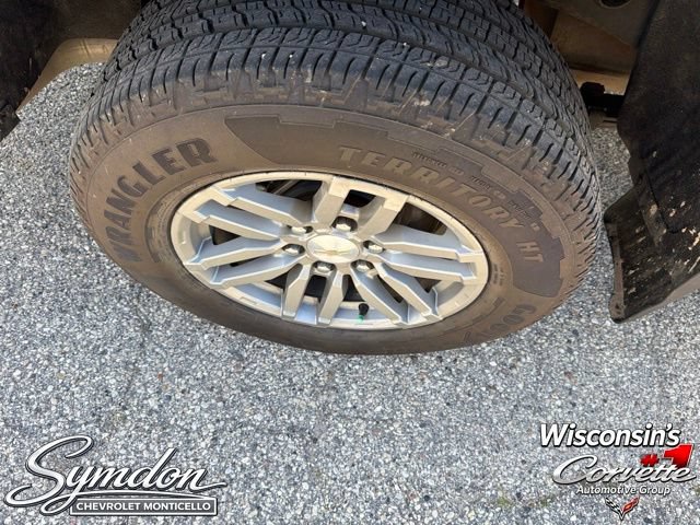 Used 2023 Chevrolet Colorado LT AWD/4WD image 22