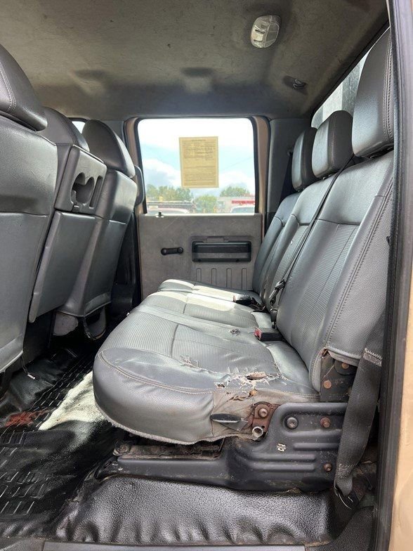 Used 2013 Ford F450 XL w/ Snow Plow Prep Pkg image 31