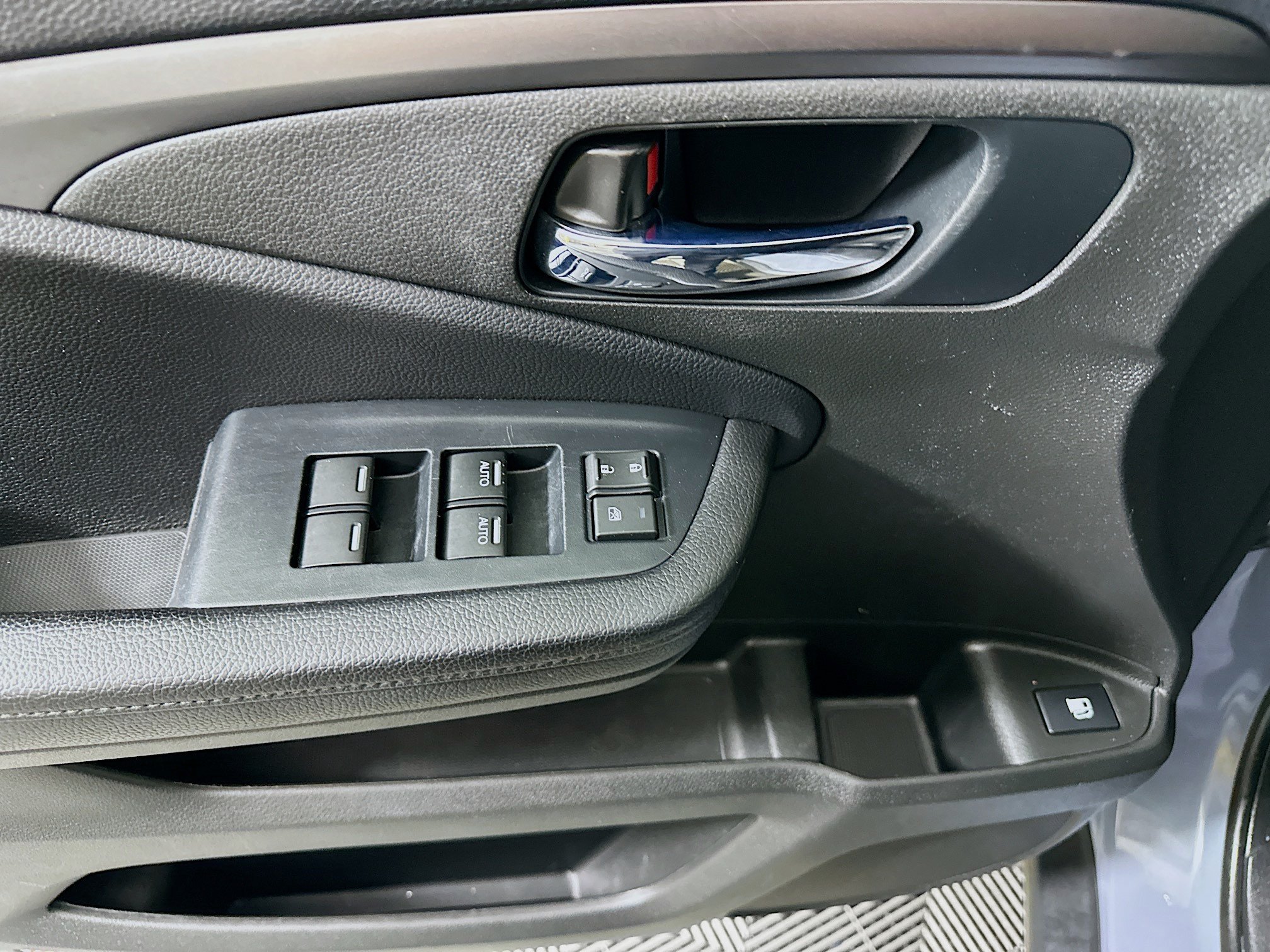 Used 2022 Honda Pilot Sport image 15