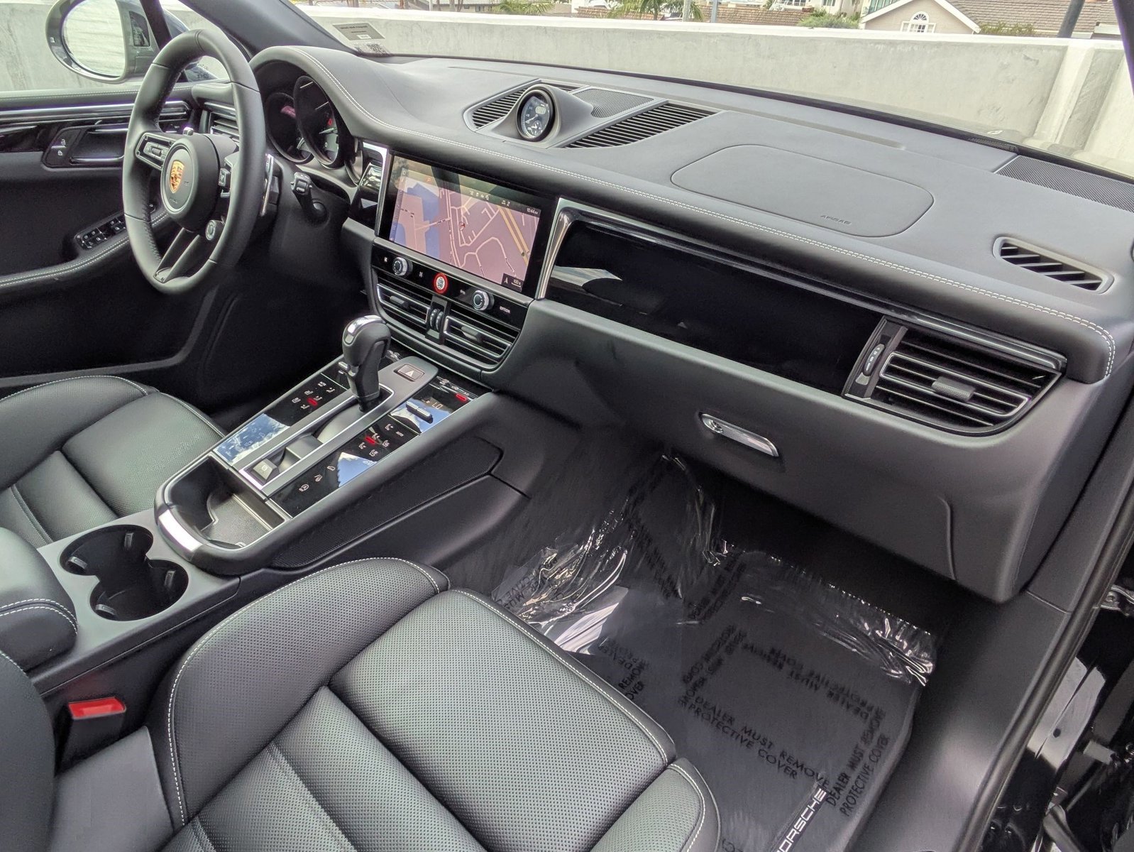 New 2026 Porsche Macan Turbo image 26