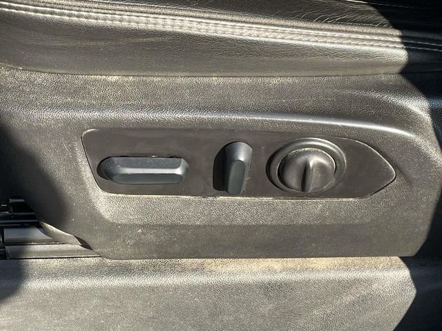 Used 2022 Chevrolet Silverado 2500 High Country w/ Safety Package II image 15