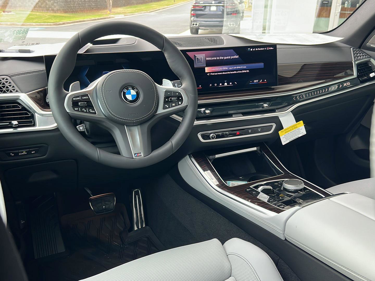 New 2026 BMW X5 xDrive40i w/ M Sport Package image 18