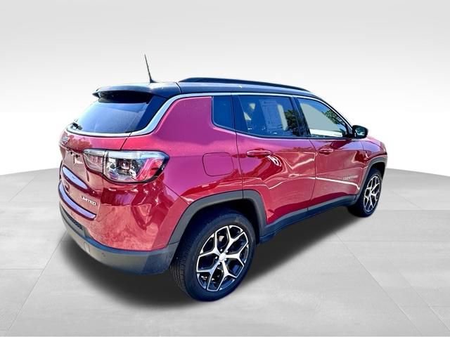 Used 2024 Jeep Compass Limited AWD/4WD image 6