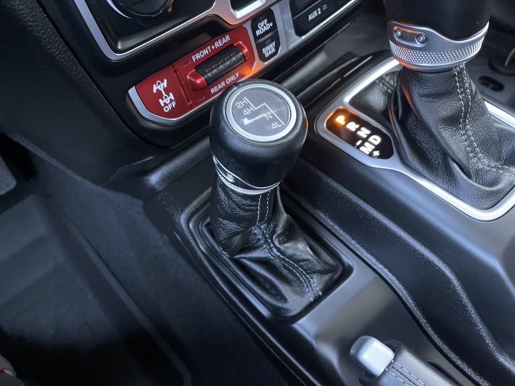 New 2026 Jeep Wrangler Unlimited Rubicon AWD/4WD image 34