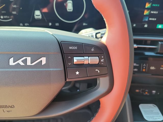New 2026 Kia Sportage SX FWD image 17