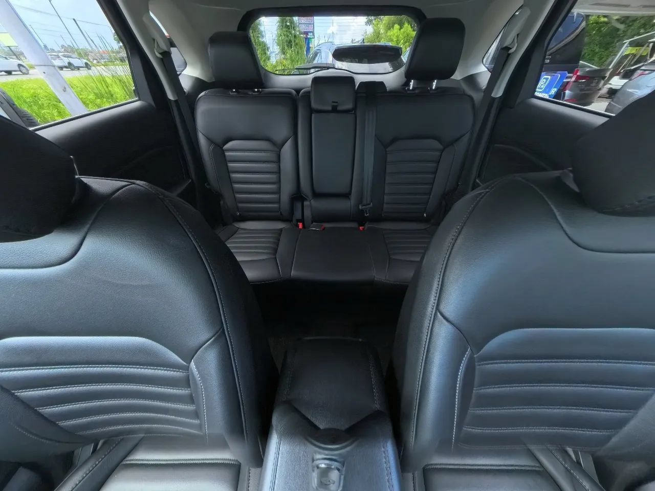 Used 2021 Ford Edge SEL w/ Convenience Package AWD/4WD image 30