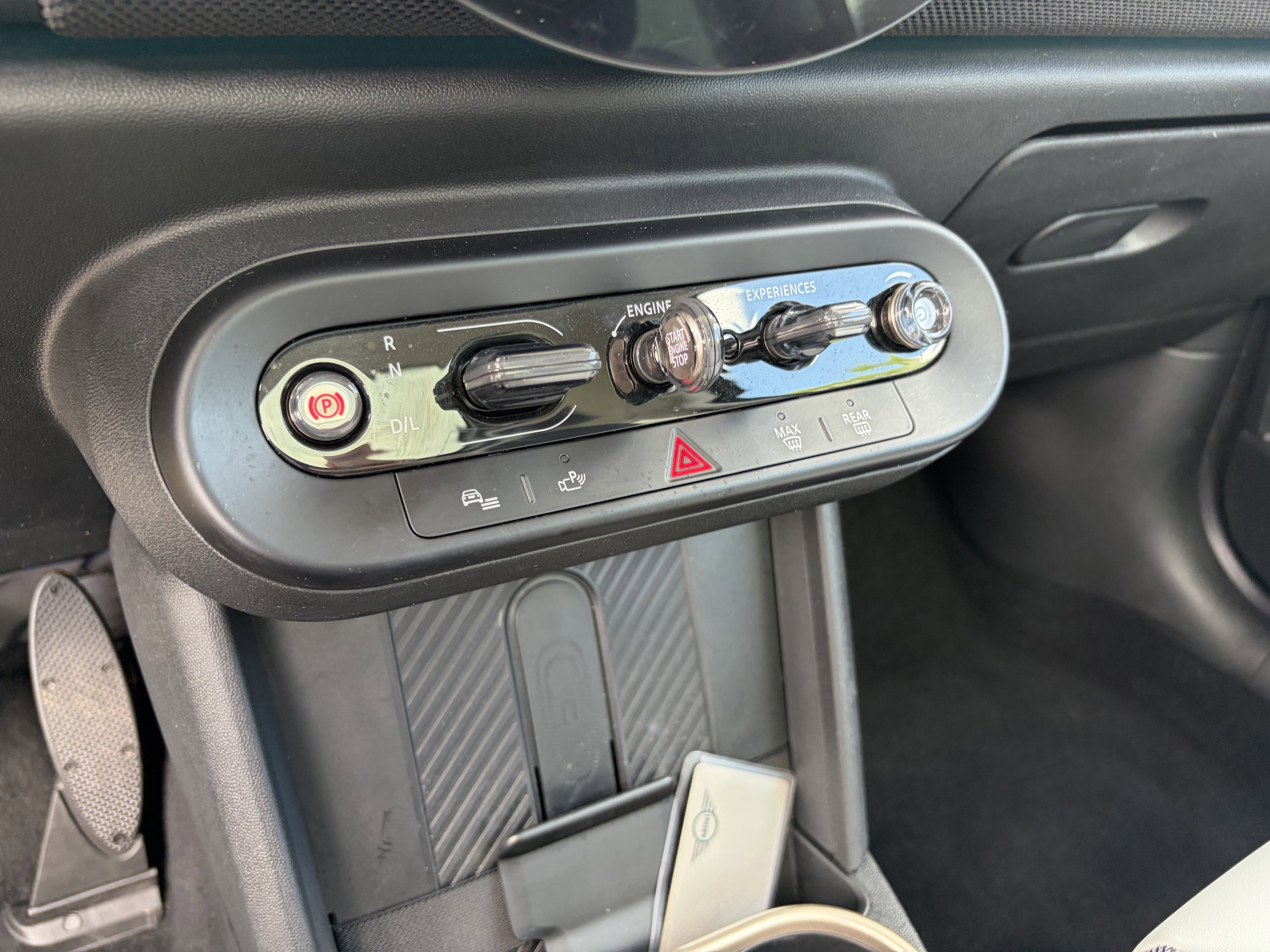Used 2025 MINI Cooper S FWD image 14