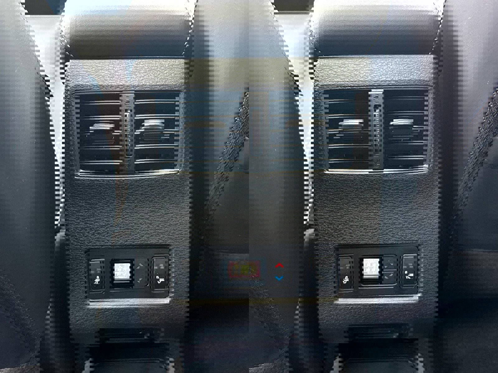 New 2025 Mitsubishi Outlander SEL Black Edition image 24