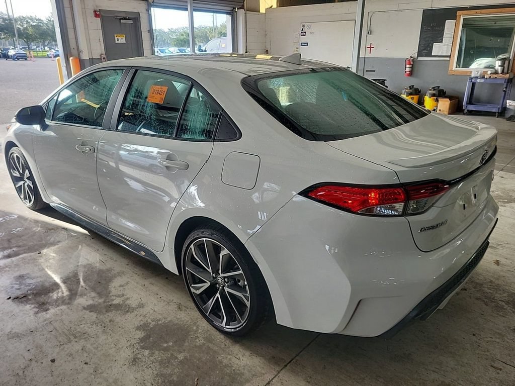 Used 2022 Toyota Corolla SE FWD image 4