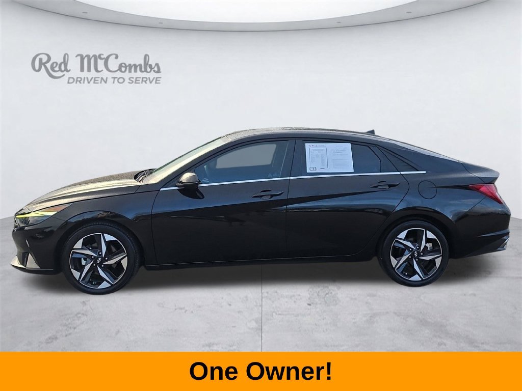 Used 2021 Hyundai Elantra Limited FWD image 2