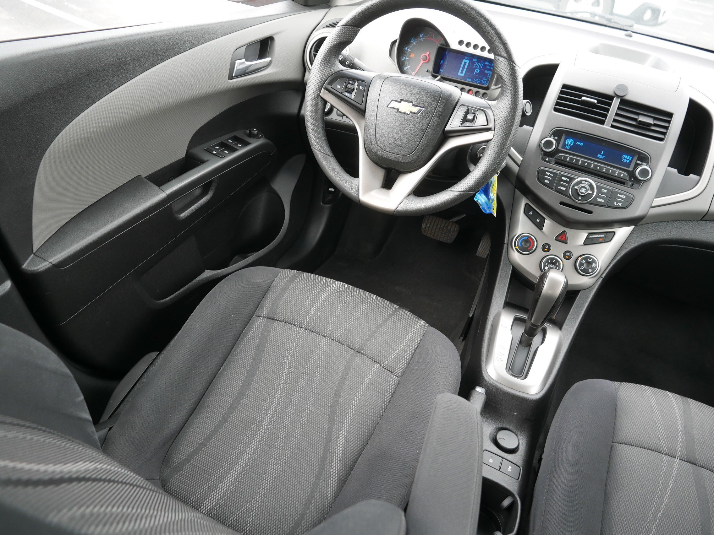 Used 2013 Chevrolet Sonic LT FWD image 9