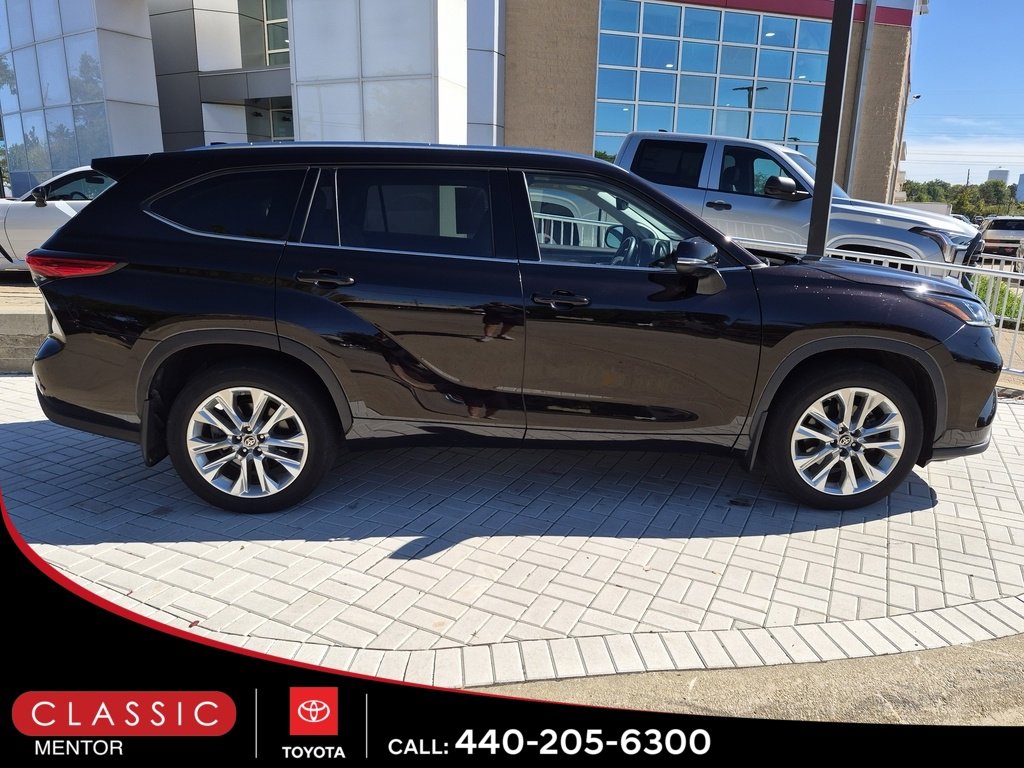 Certified 2022 Toyota Highlander Limited