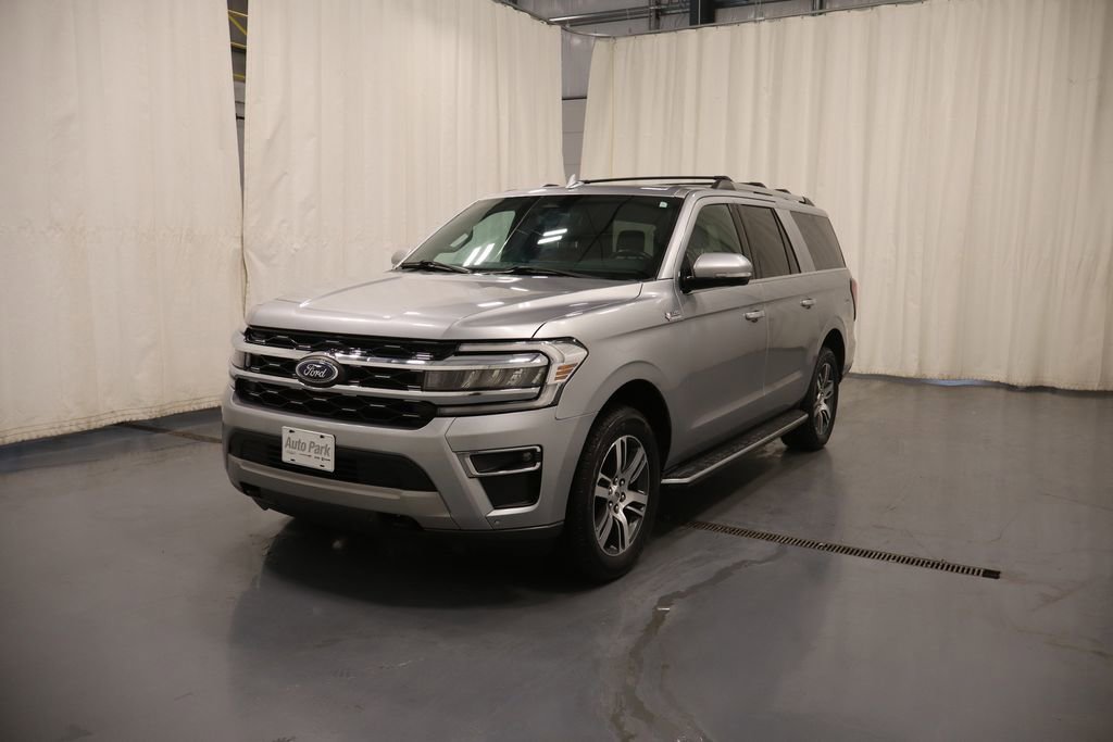 Used 2022 Ford Expedition Max Limited image 5