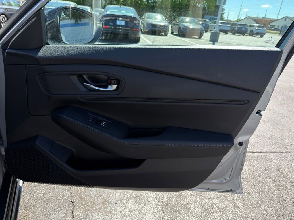 Certified 2023 Honda Accord Sport image 25