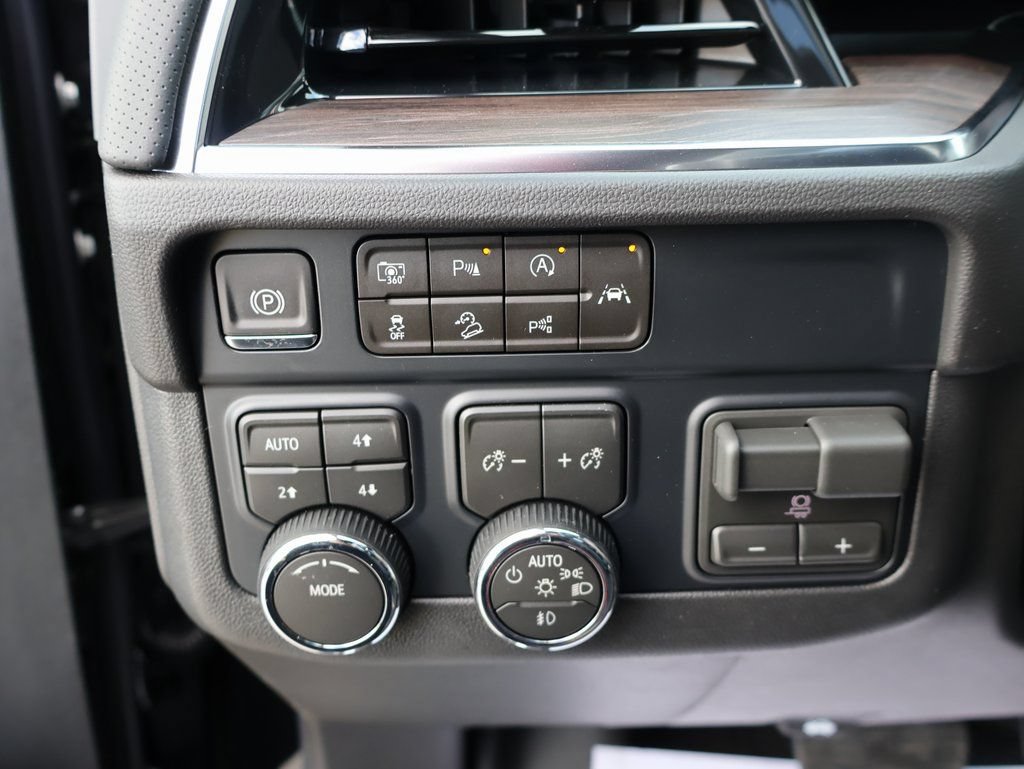 New 2026 Chevrolet Tahoe Premier AWD/4WD image 12