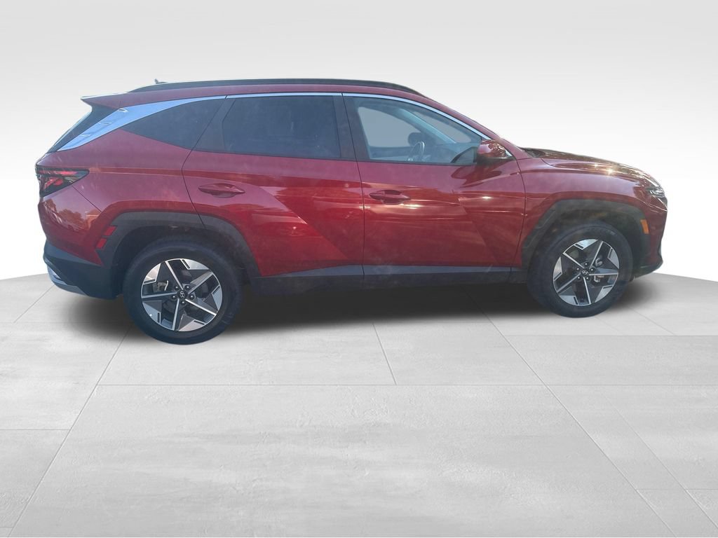 Used 2025 Hyundai Tucson SEL AWD/4WD image 27