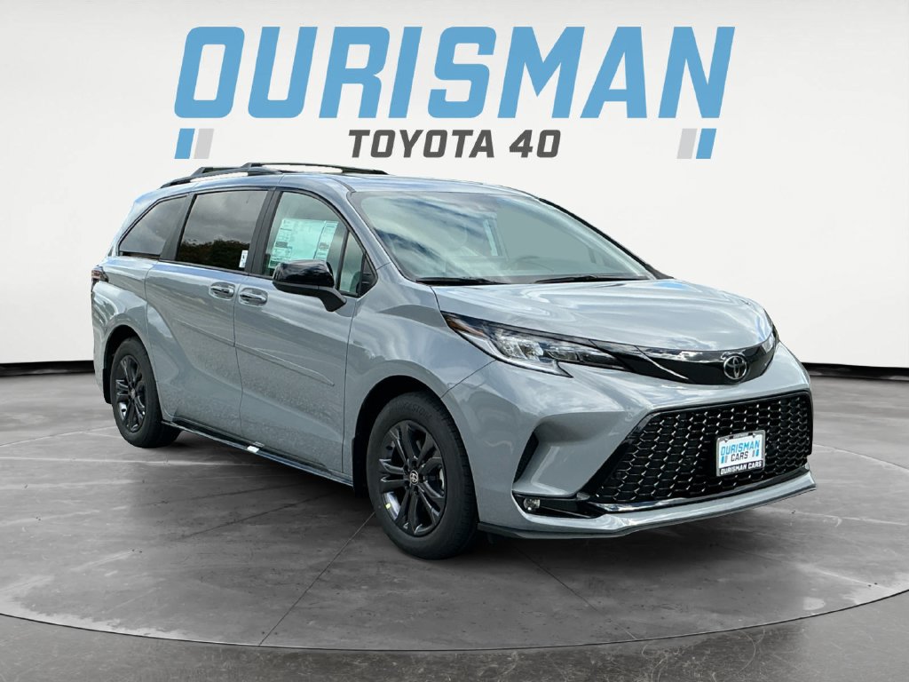 New 2026 Toyota Sienna XSE