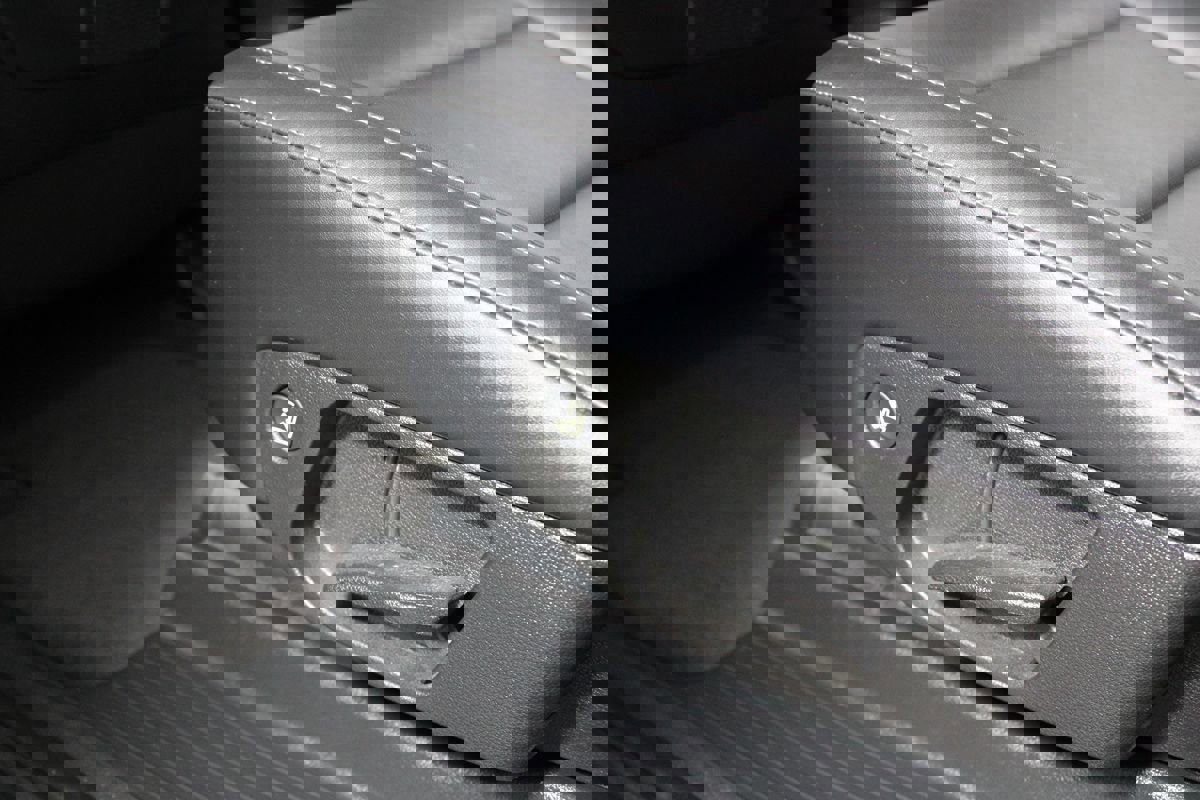 Used 2023 Kia Telluride S image 34