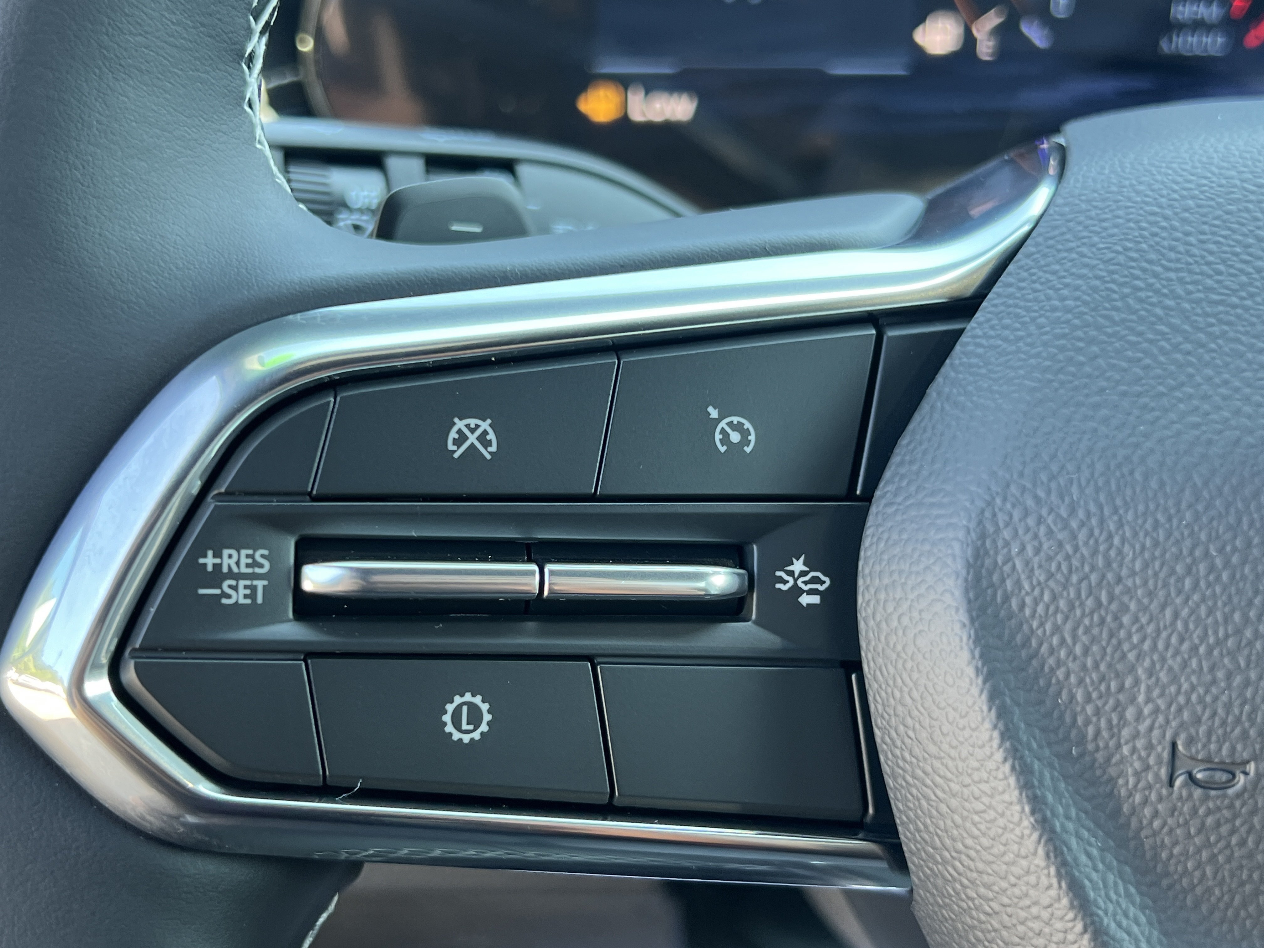 New 2026 Chevrolet Traverse LT w/ Sun and Wheel Package FWD image 20