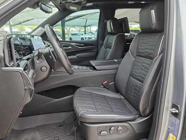 Certified 2024 Cadillac Escalade V w/ LPO, ONYX Package image 25