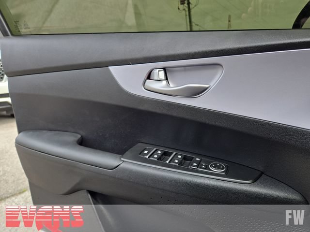 Used 2024 Kia Forte LXS FWD image 15