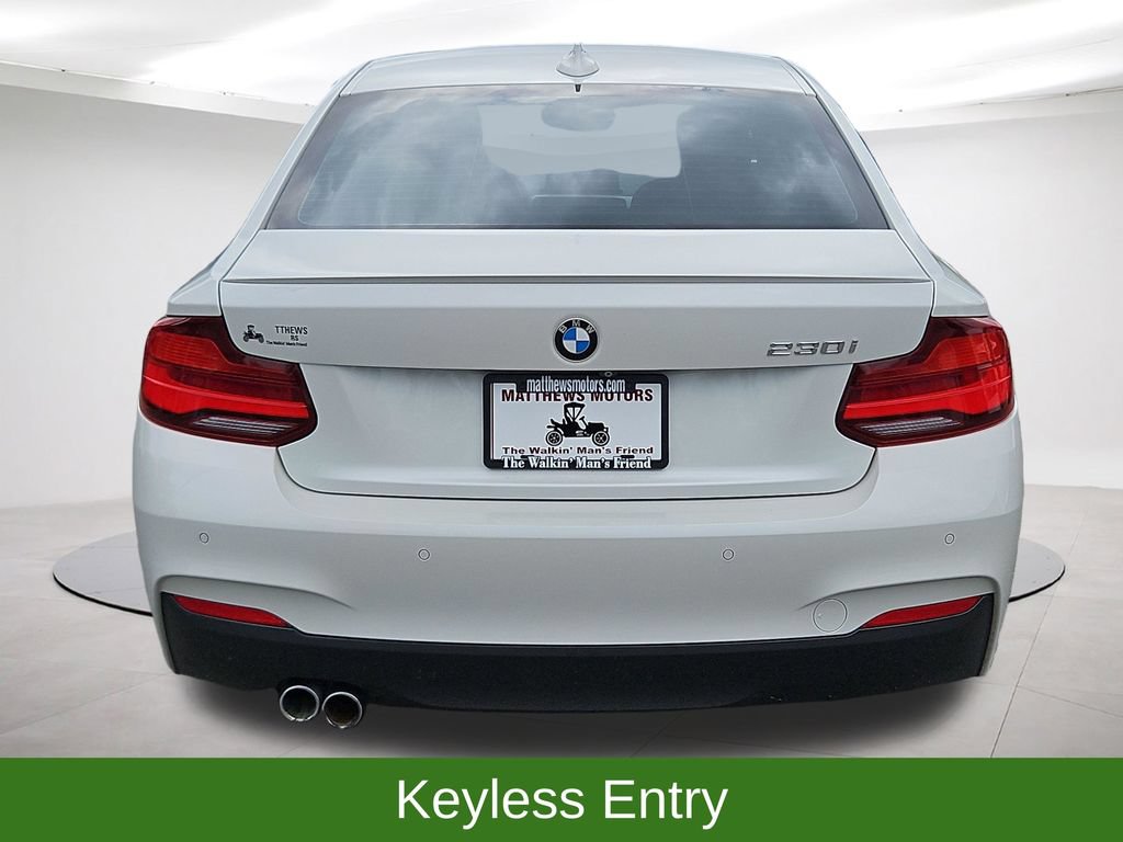 Used 2021 BMW 230i Coupe w/ M Sport Package RWD image 6