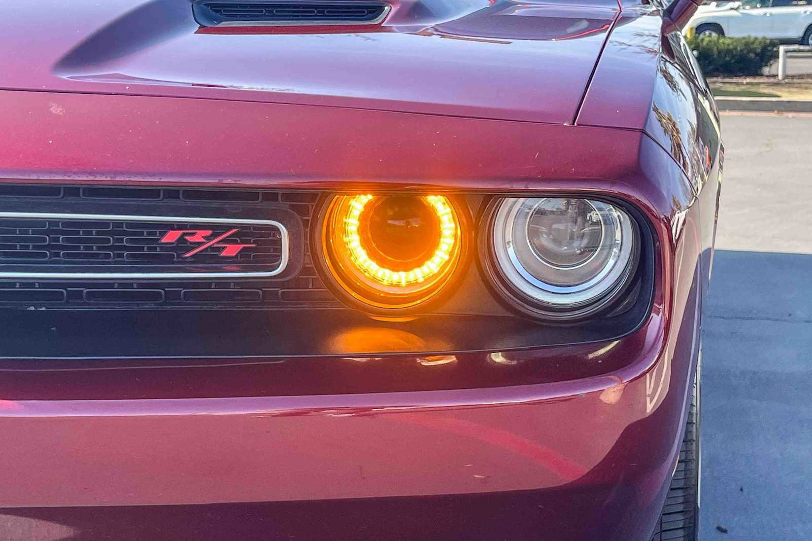 Used 2017 Dodge Challenger R/T image 7