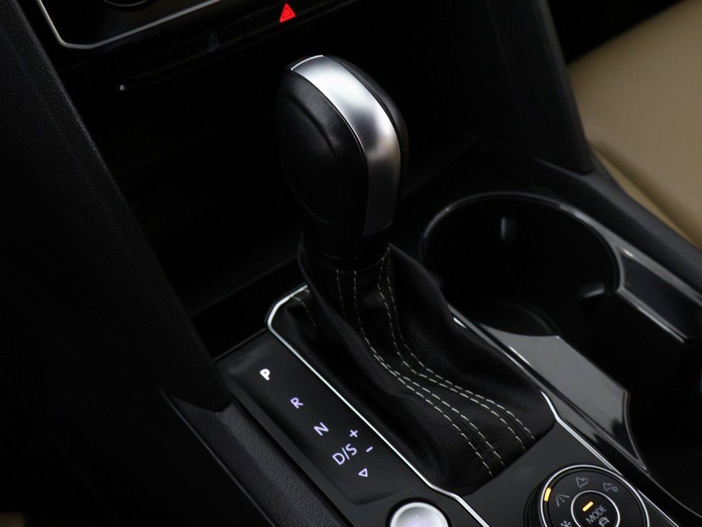 Used 2022 Volkswagen Atlas Cross Sport SE image 51